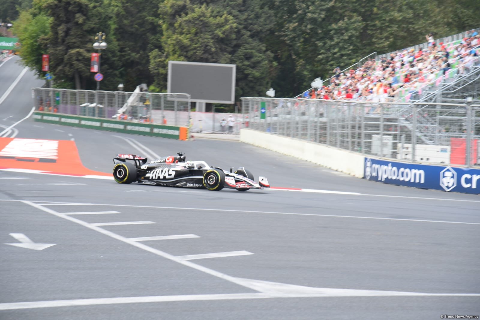 Bakıdakı "Formula 1"dən maraqlı anlar - FOTOREPORTAJ