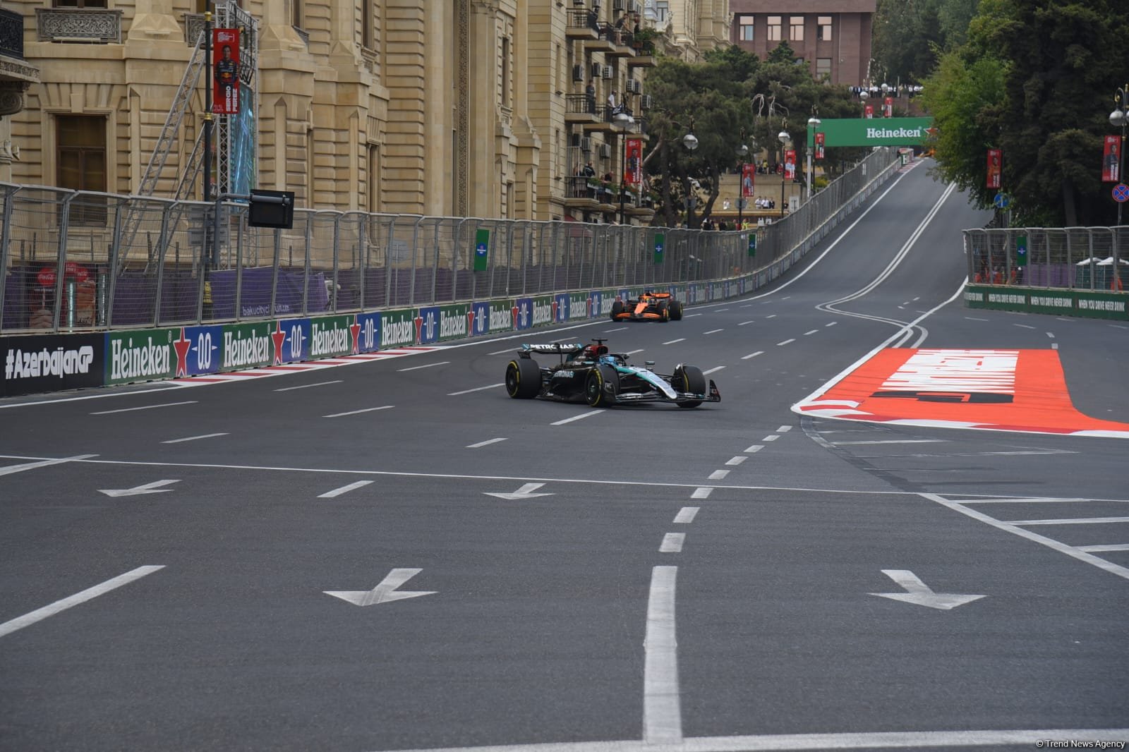 Bakıdakı "Formula 1"dən maraqlı anlar - FOTOREPORTAJ