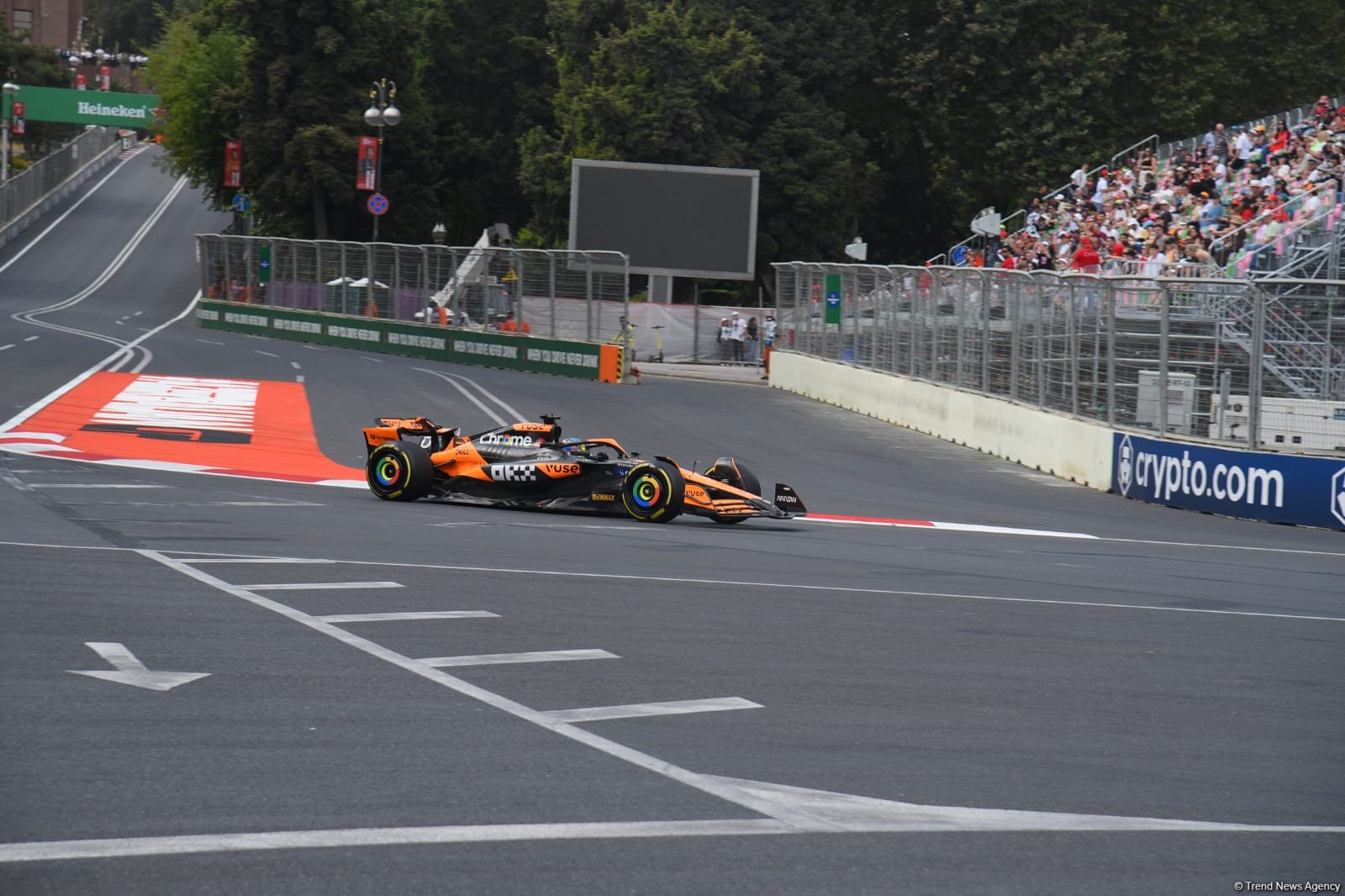 Bakıdakı "Formula 1"dən maraqlı anlar - FOTOREPORTAJ