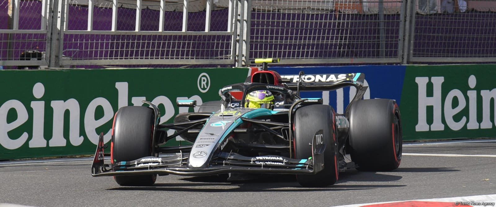 Bakıda “Formula 1” komandalarının ikinci sərbəst yürüşləri başa çatdı (FOTO) (ƏLAVƏ OLUNUB)