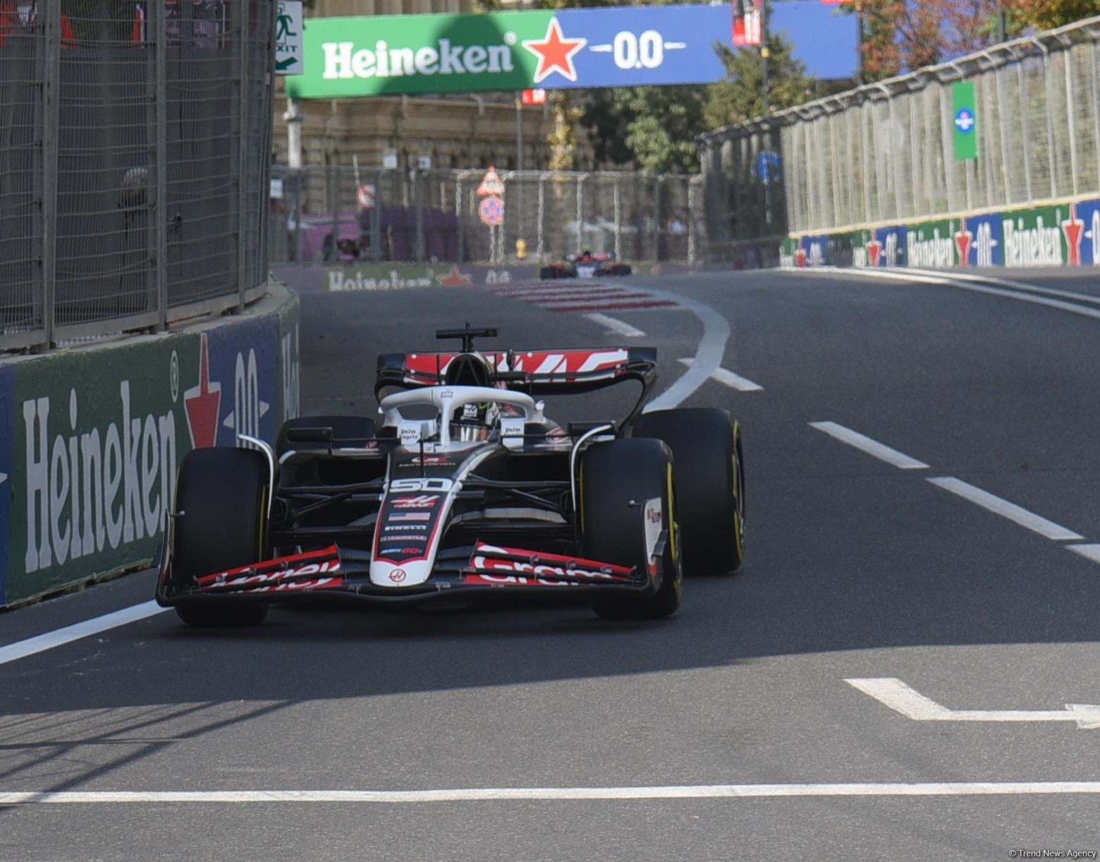 Bakıda “Formula 1” komandalarının ikinci sərbəst yürüşləri başa çatdı (FOTO) (ƏLAVƏ OLUNUB)