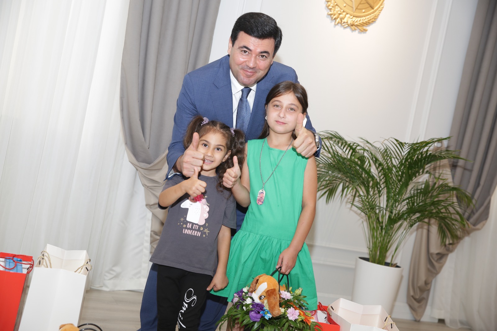 Xaçmazda doğum gününü qeyd edən şəhid övladları ilə görüş keçirilib (FOTO)