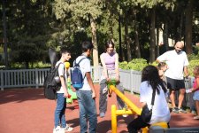 Səs-küysüz, göz oxşayan “Xaqani” bağından FOTOREPORTAJ