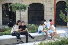 Səs-küysüz, göz oxşayan “Xaqani” bağından FOTOREPORTAJ