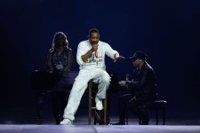 Uill Smit möhtəşəm səhnə performansları ilə F1 fanatlarına unudulmaz gecə yaşatdı (FOTO)