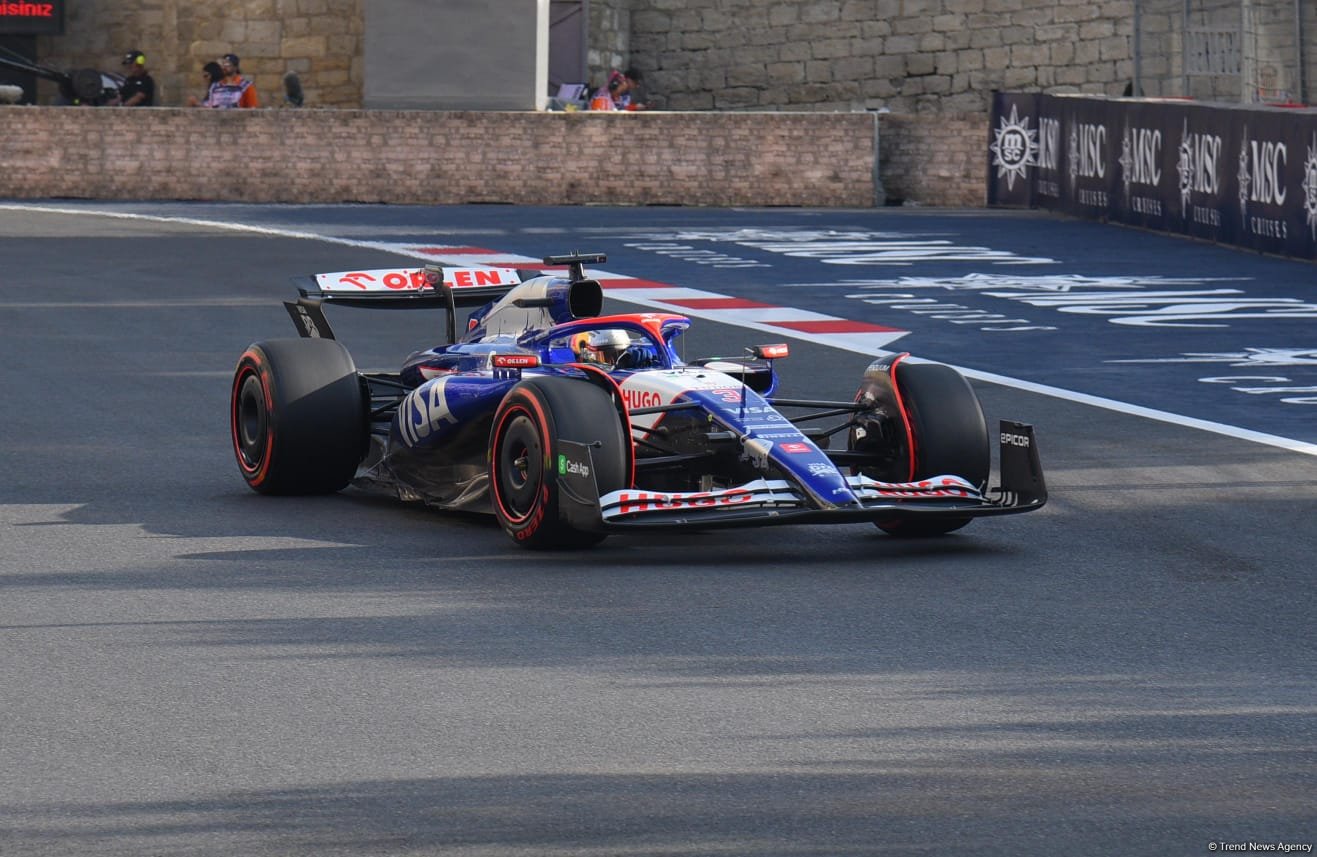 "Formula 1" komandalarının sıralama turu başa çatdı (FOTO) (ƏLAVƏ EDİLİB)