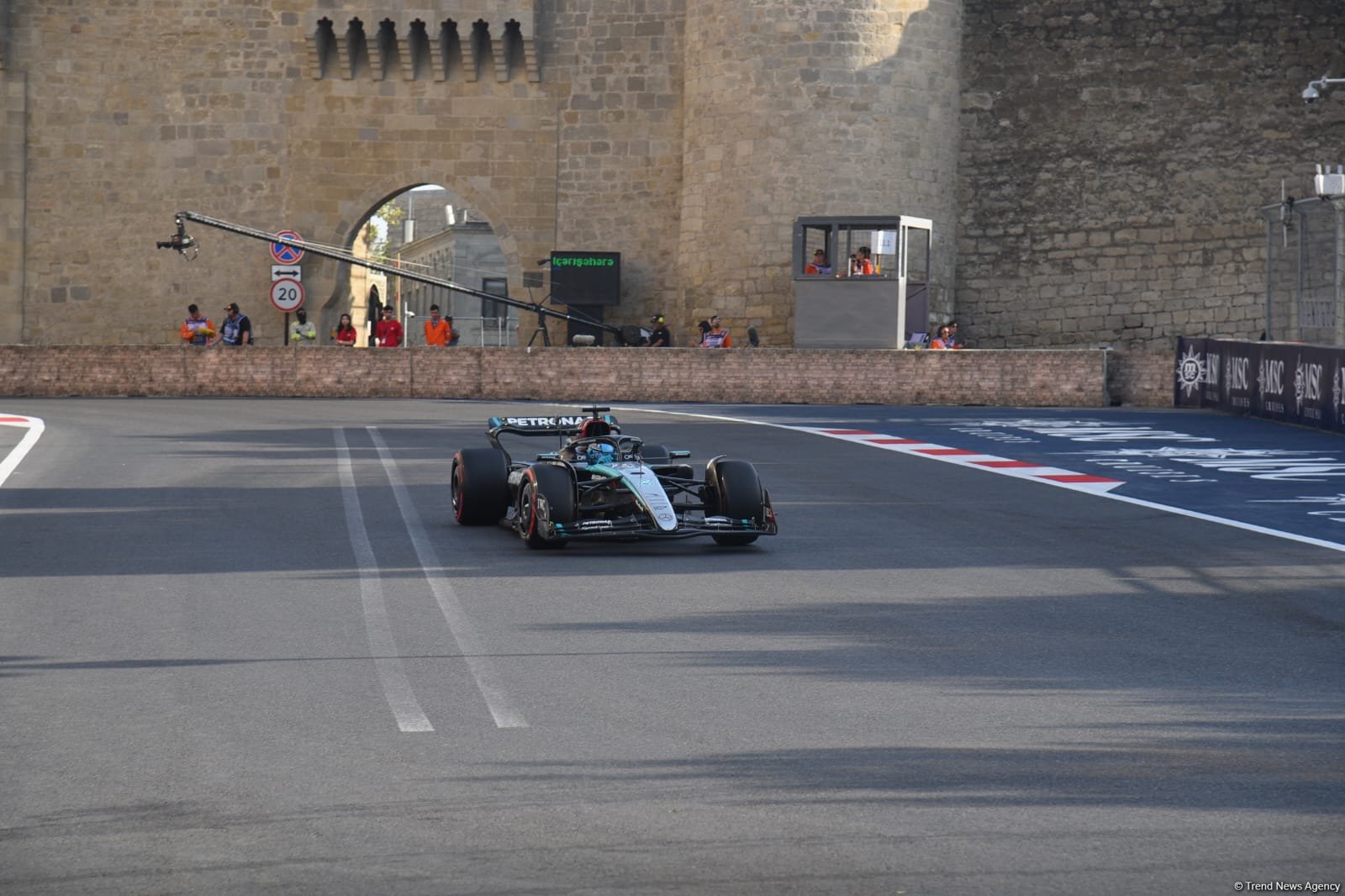 "Formula 1" komandalarının sıralama turu başa çatdı (FOTO) (ƏLAVƏ EDİLİB)