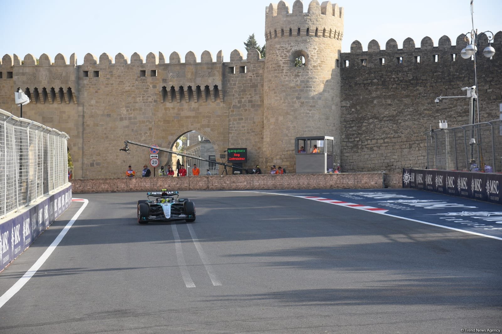 "Formula 1" komandalarının sıralama turu başa çatdı (FOTO) (ƏLAVƏ EDİLİB)