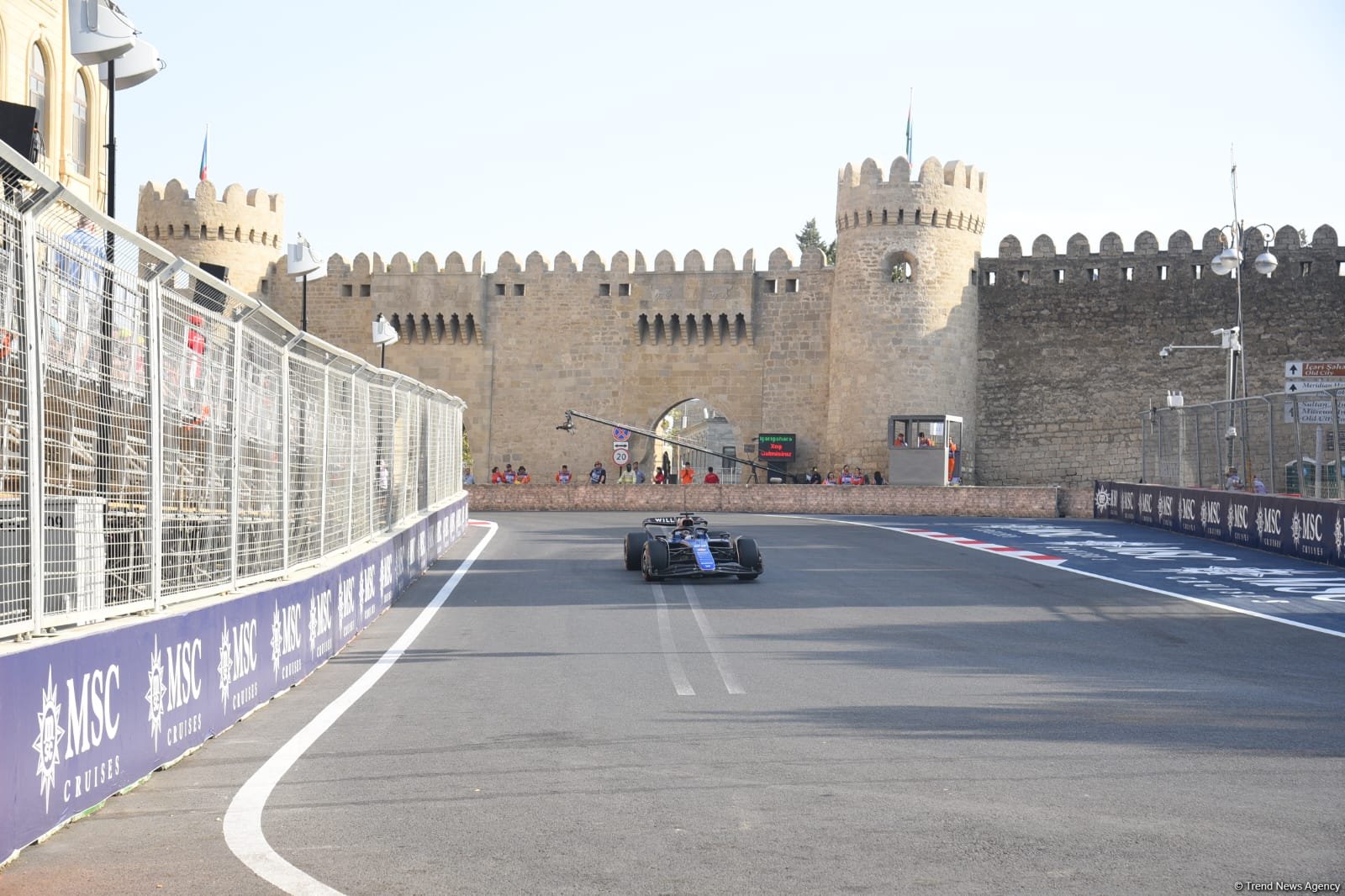 "Formula 1" komandalarının sıralama turu başa çatdı (FOTO) (ƏLAVƏ EDİLİB)