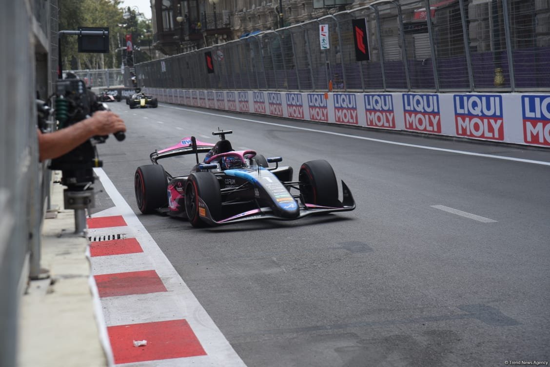 "Formula 2" komandalarının sprint yarışları başa çatdı (ƏLAVƏ EDİLİB) (FOTO/VİDEO)