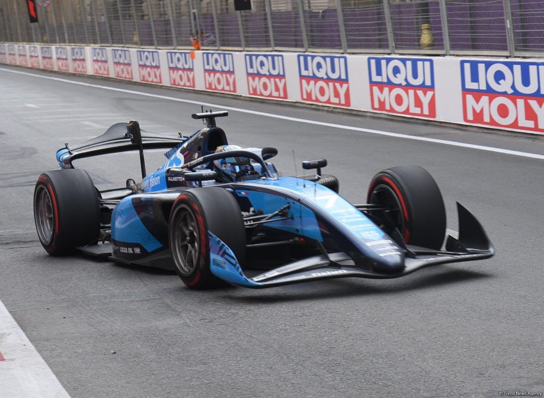 "Formula 2" komandalarının sprint yarışları başa çatdı (ƏLAVƏ EDİLİB) (FOTO/VİDEO)