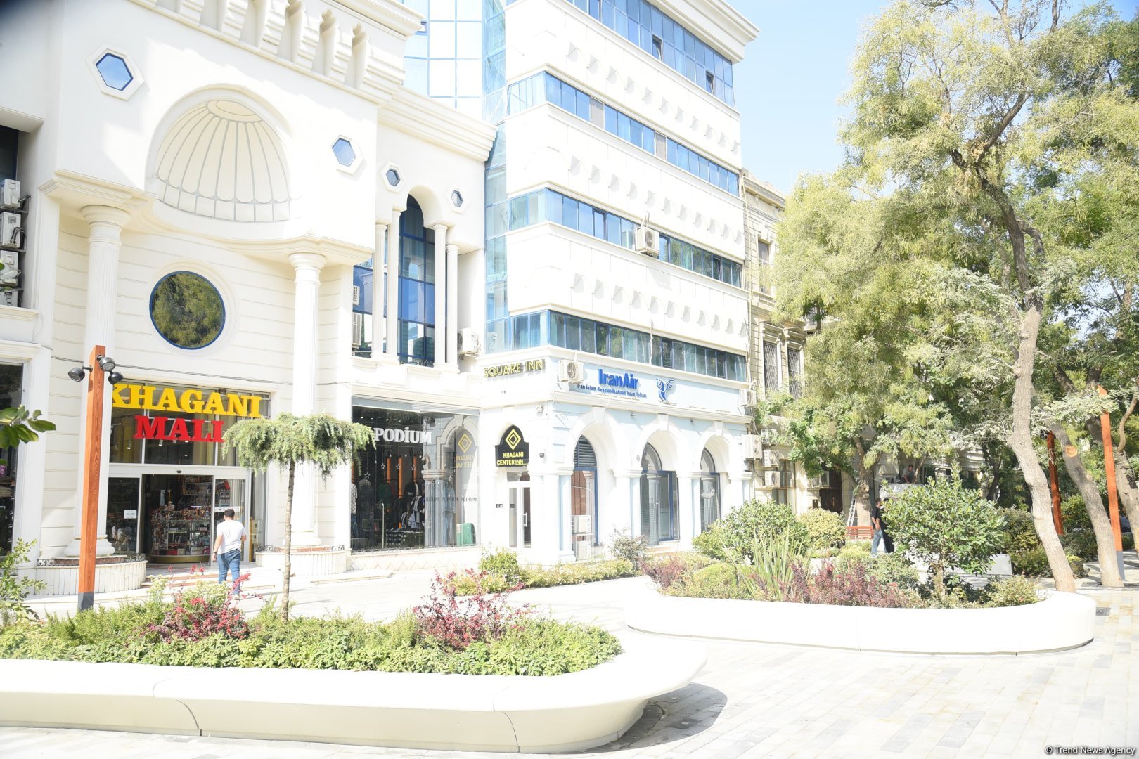 Səs-küysüz, göz oxşayan “Xaqani” bağından FOTOREPORTAJ