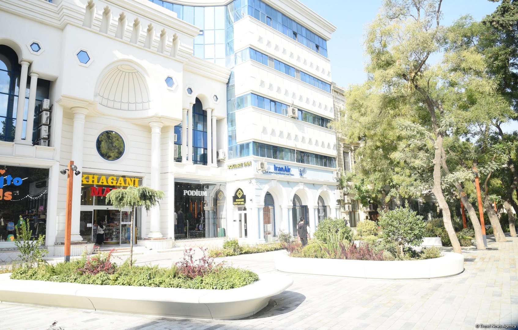 Səs-küysüz, göz oxşayan “Xaqani” bağından FOTOREPORTAJ