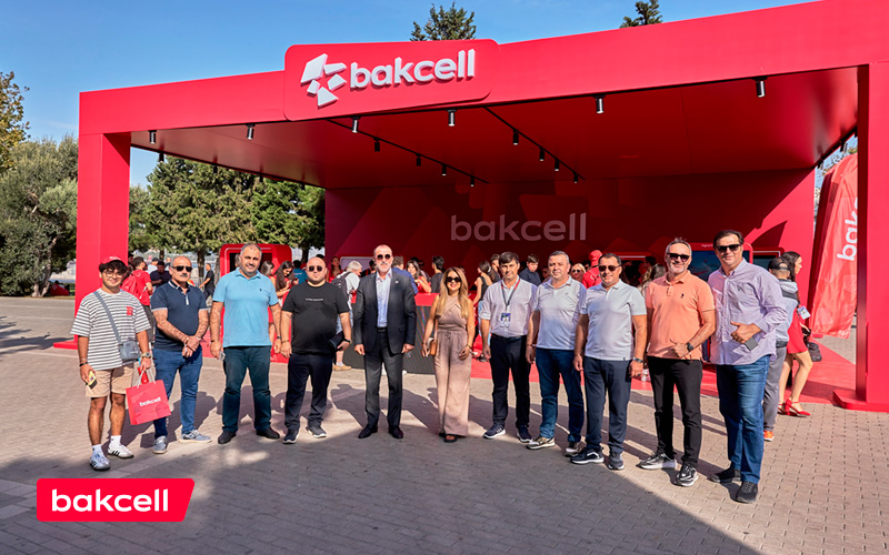 Media nümayəndələri “Bakcell”in “Formula 1” stendini ziyarət ediblər (FOTO)