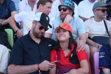 Bakıda "Formula 1" azarkeşlərinin tribunalardan maraqlı anları (FOTOREPORTAJ)