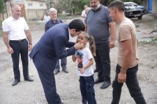 Xaçmazın icra başçısı birinci sinifə gedəcək şəhid övladını ziyarət edib (FOTO)