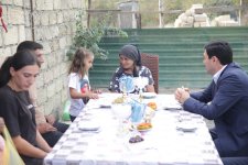Xaçmazın icra başçısı birinci sinifə gedəcək şəhid övladını ziyarət edib (FOTO)