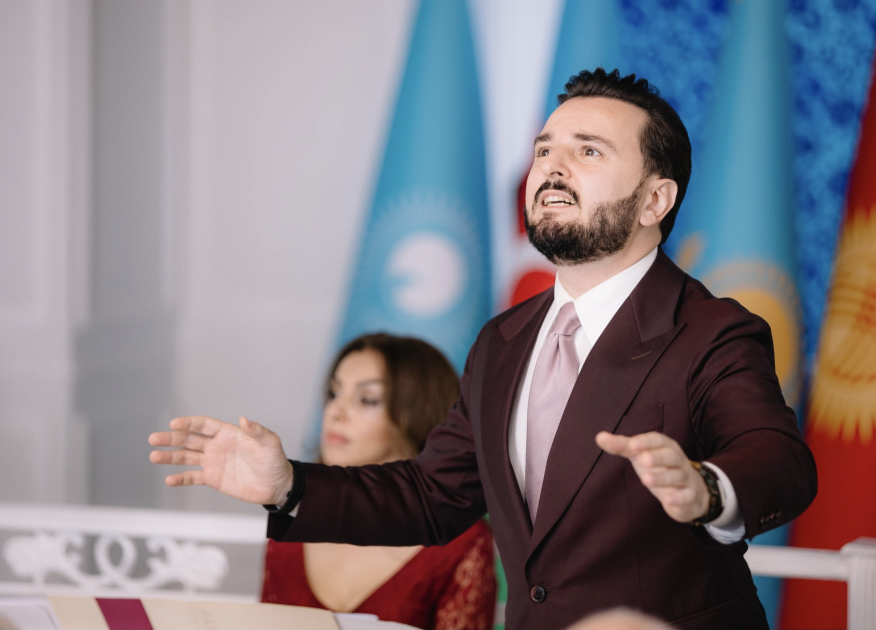 “Mir Cəlal “Nizami Gəncəvi Dünyası” kitabının təqdimatı olub (FOTO)
