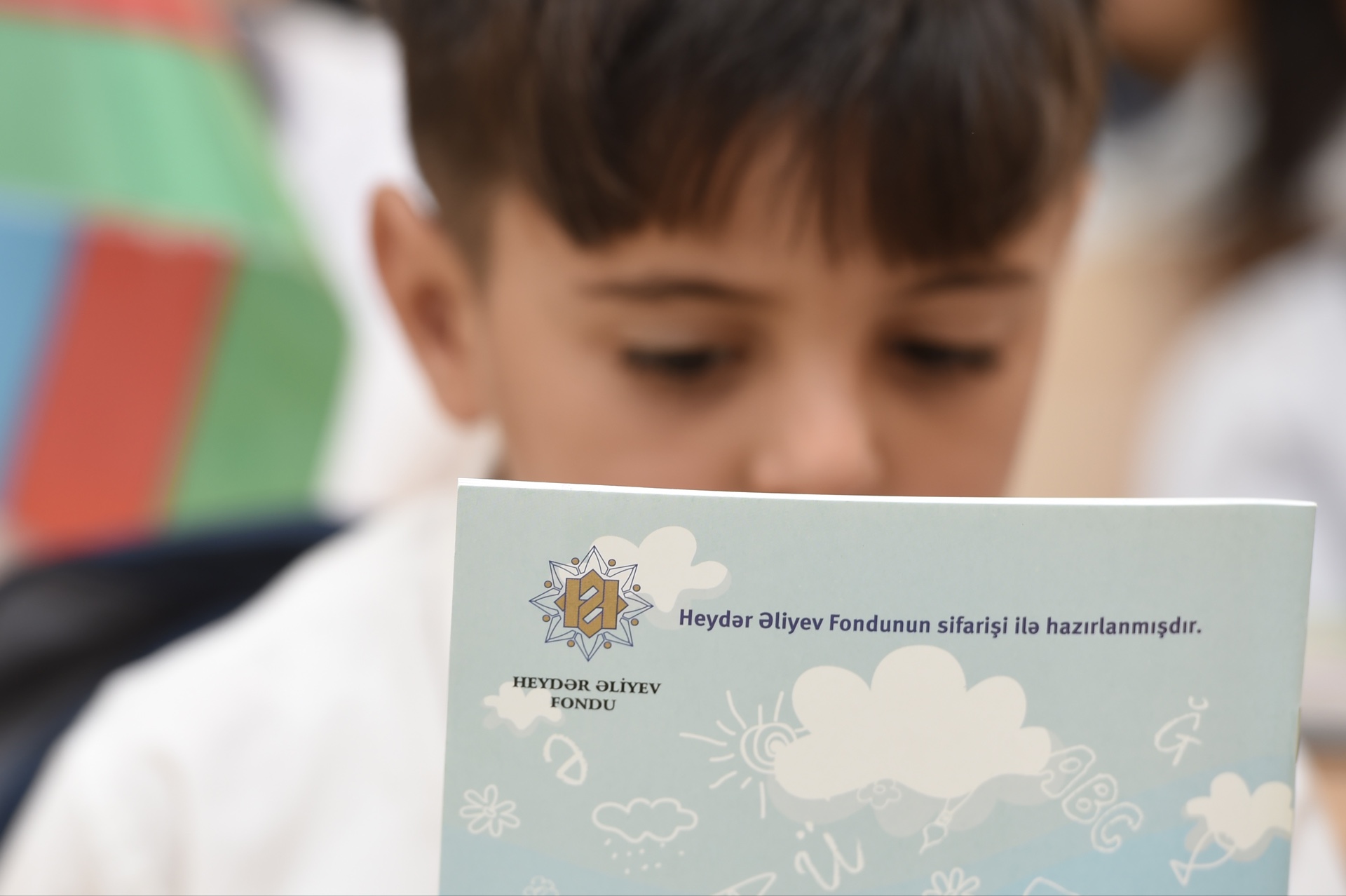 Şamaxının Bağırlı kəndində Heydər Əliyev Fondu tərəfindən inşa olunan yeni məktəb binası istifadəyə verilib (FOTO)