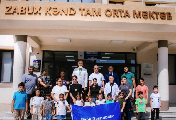 Bank Respublika Laçının Zabux kəndində məktəbliləri sevindirdi (FOTO)