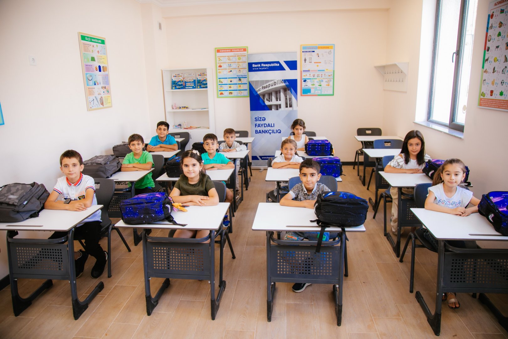 Bank Respublika Laçının Zabux kəndində məktəbliləri sevindirdi (FOTO)