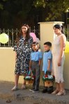 Yeni tədris ilində birincilərin həyəcanı (FOTOREPORTAJ)