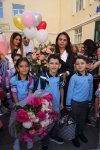 Yeni tədris ilində birincilərin həyəcanı (FOTOREPORTAJ)
