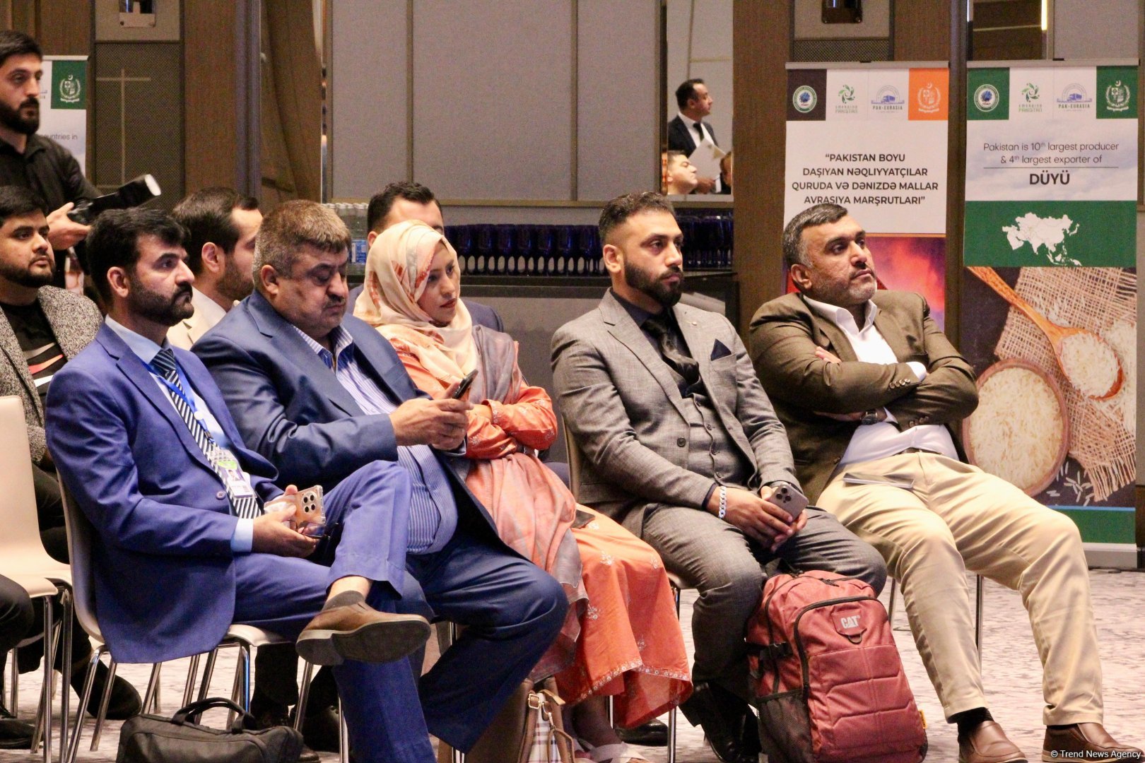 Bakıda Azərbaycan-Pakistan Biznes Forumu fəaliyyətə başlayıb (FOTO) (ƏLAVƏ OLUNUB)