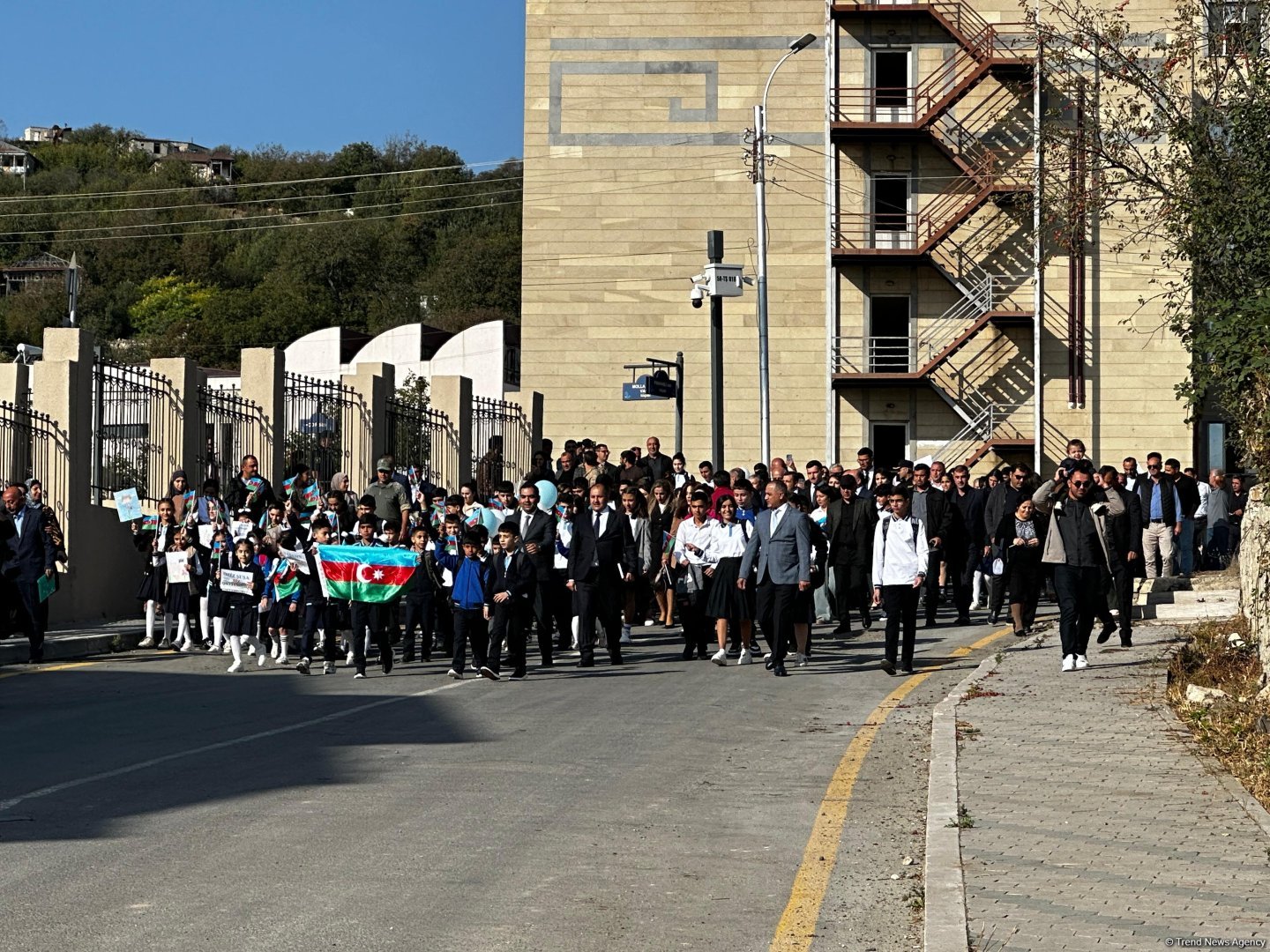 Şuşada 32 ildən sonra ilk zəng çalındı (FOTO/VİDEO)