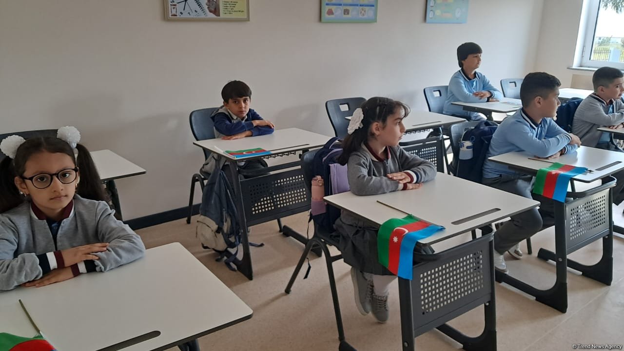 Xocalıda da ilk zəng çalındı (FOTO)