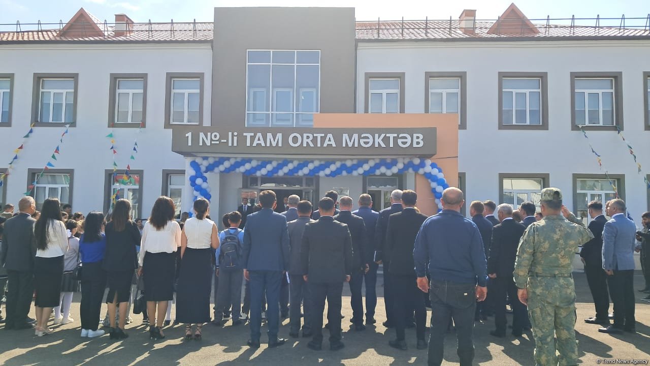 Xocalıda da ilk zəng çalındı (FOTO)