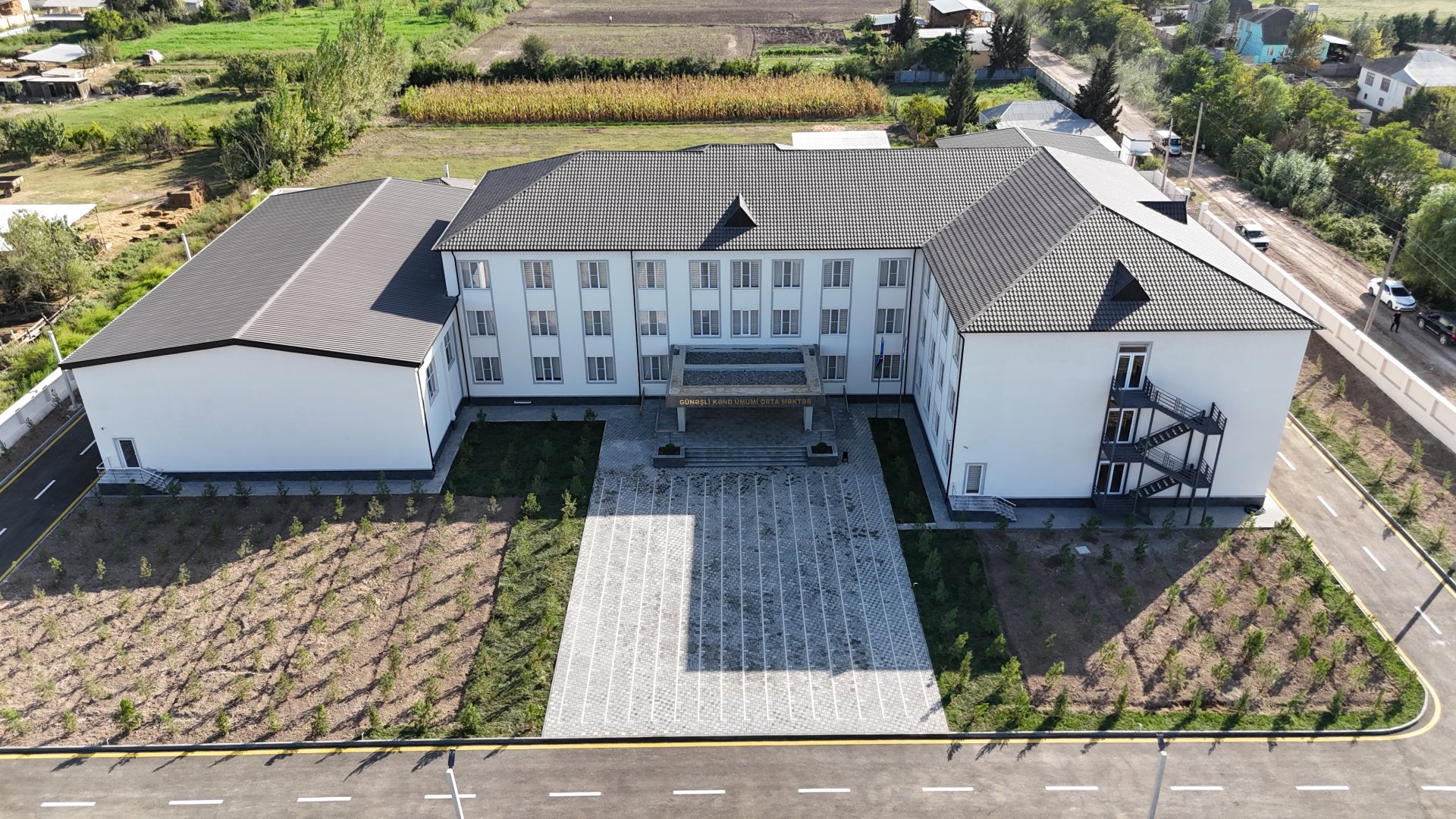 Heydər Əliyev Fondu tərəfindən Saatlı rayonunda inşa edilən yeni məktəb binası istifadəyə verilib (FOTO)