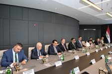 İraqın ticarət naziri ilə görüş keçirilib (FOTO)