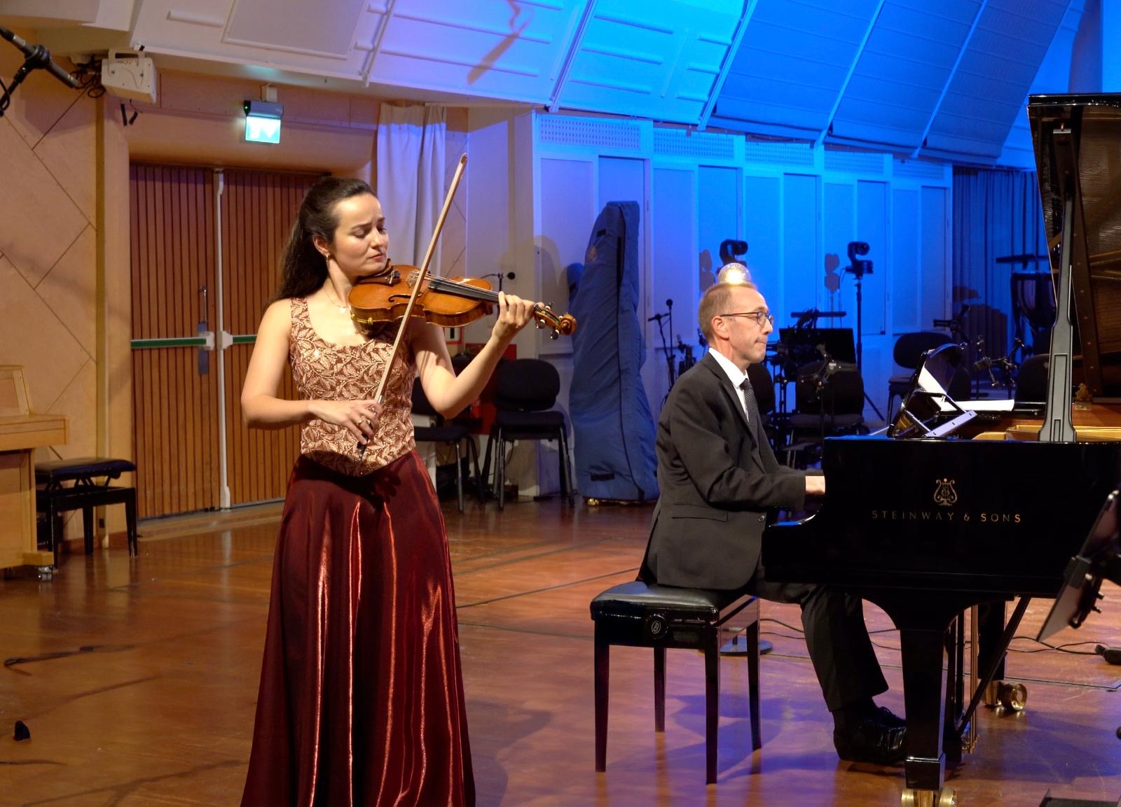 Azərbaycan musiqisi Norveçdə səsləndirilib (FOTO)