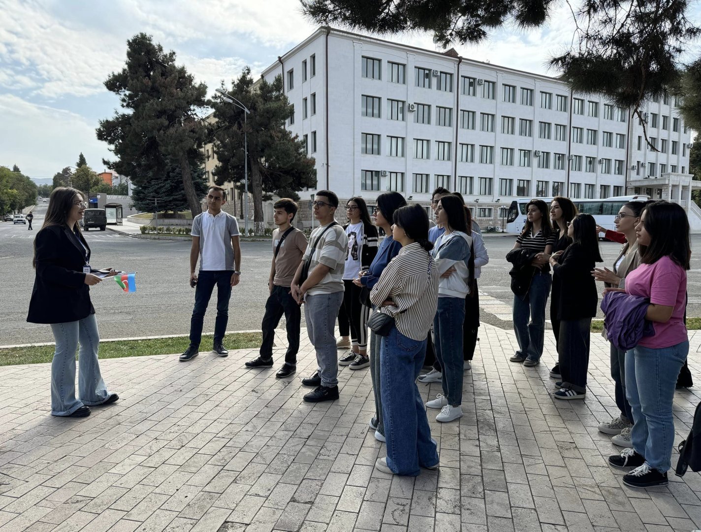 Qarabağ Universitetinin tələbələrinin Xankəndiyə gəliş prosesi artıq başlayıb
