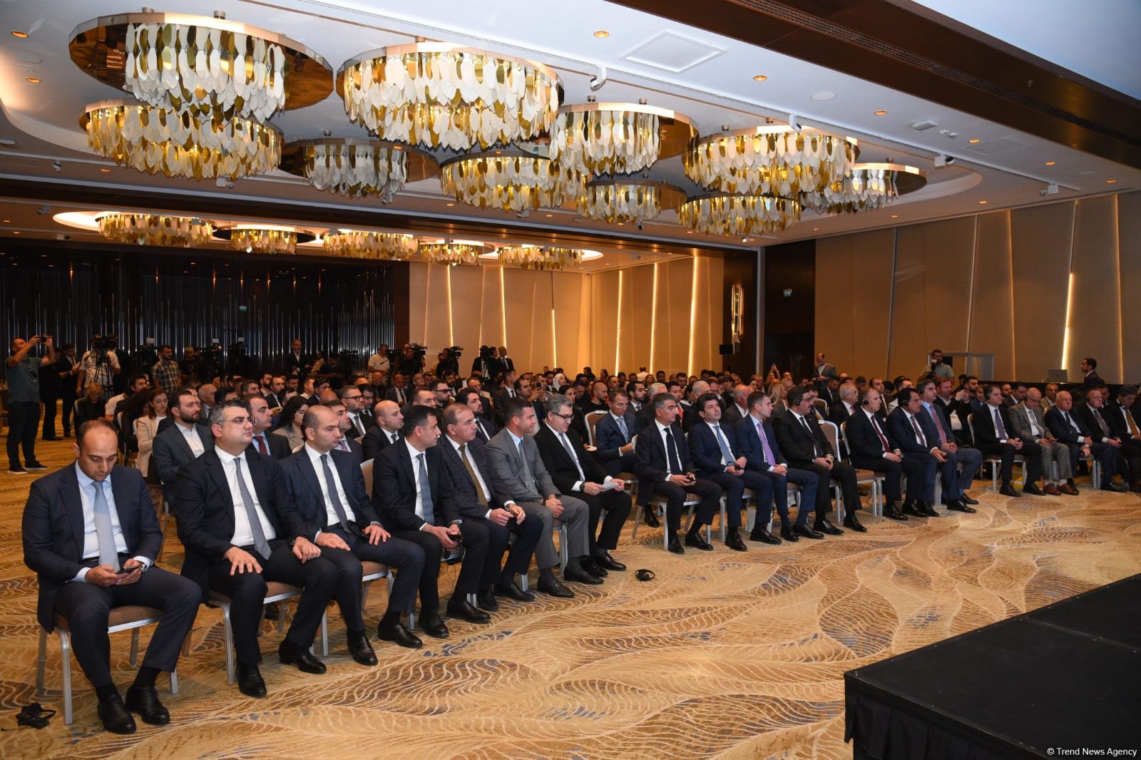 Bakıda Azərbaycan-İraq Biznes Forumu keçirilib (FOTO) (ƏLAVƏ EDİLİB)