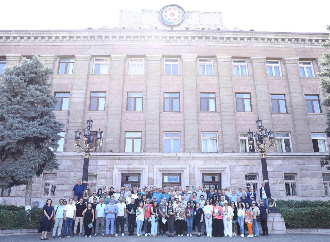 Kanadalı nazir müavini Xankəndi və Şuşada olub (FOTO)