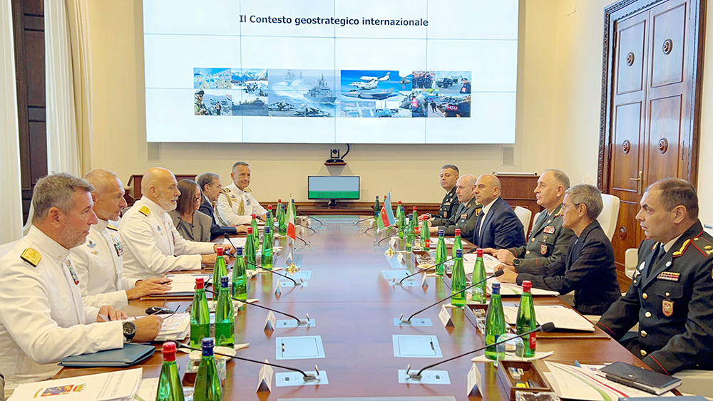 Azərbaycan və İtaliya arasında regional təhlükəsizlik məsələləri müzakirə edilib