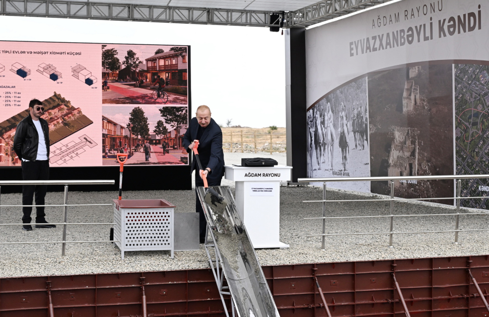 Prezident İlham Əliyev Ağdam rayonunun Eyvazxanbəyli kəndinin təməlqoyma mərasimində iştirak edib (YENİLƏNİB) (FOTO/VİDEO)