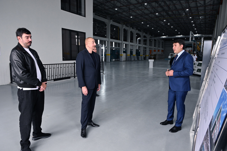 Prezident İlham Əliyev Ağdam Sənaye Parkında görülən işlərlə tanış olub, yeni zavodların açılışlarında iştirak edib (YENİLƏNİB) (FOTO/VİDEO)