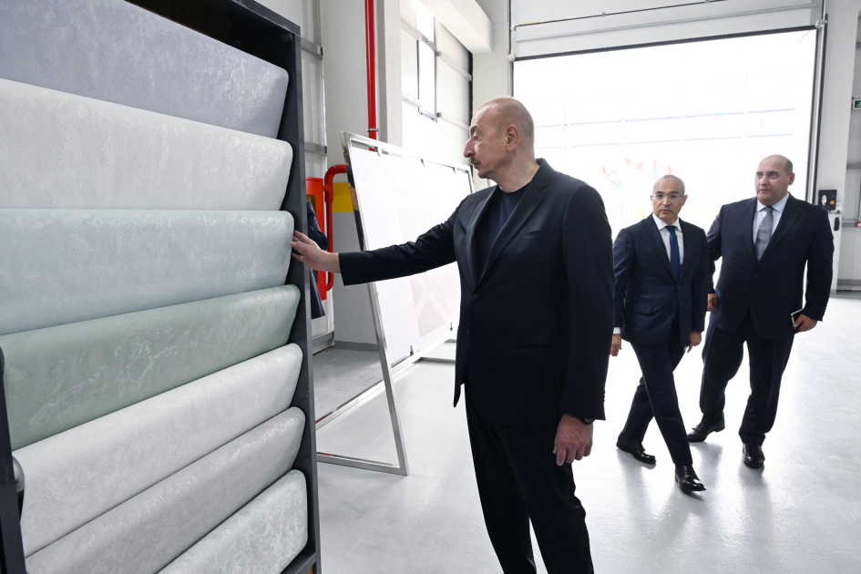 Prezident İlham Əliyev Ağdam Sənaye Parkında görülən işlərlə tanış olub, yeni zavodların açılışlarında iştirak edib (YENİLƏNİB) (FOTO/VİDEO)