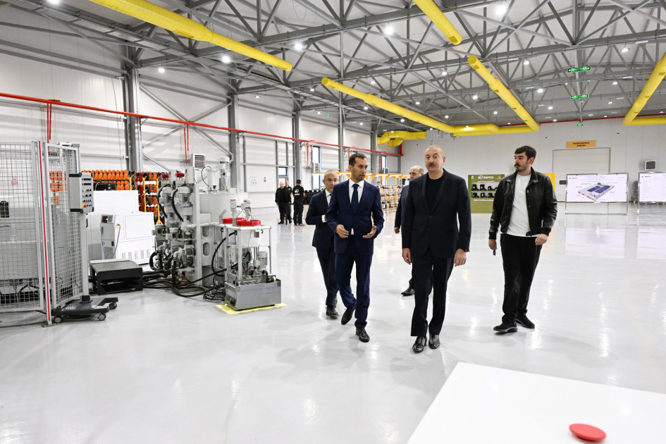 Prezident İlham Əliyev Ağdam Sənaye Parkında görülən işlərlə tanış olub, yeni zavodların açılışlarında iştirak edib (YENİLƏNİB) (FOTO/VİDEO)