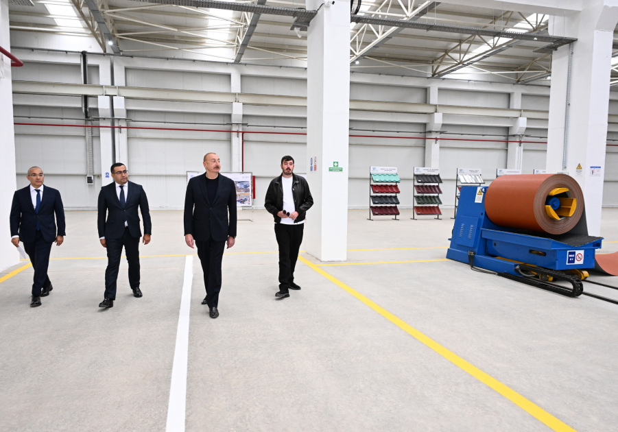 Prezident İlham Əliyev Ağdam Sənaye Parkında görülən işlərlə tanış olub, yeni zavodların açılışlarında iştirak edib (YENİLƏNİB) (FOTO/VİDEO)