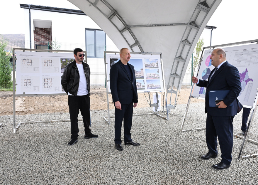 Prezident İlham Əliyev Ağdamın Xıdırlı kəndində görülən bərpa işləri ilə tanış olub (YENİLƏNİB) (FOTO/VİDEO)