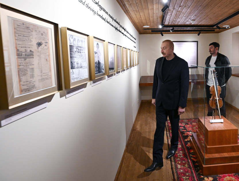 Prezident İlham Əliyev Şuşada Üzeyir Hacıbəylinin ev-muzeyinin bərpadan sonra açılışında iştirak edib (YENİLƏNİB) (FOTO/VİDEO)