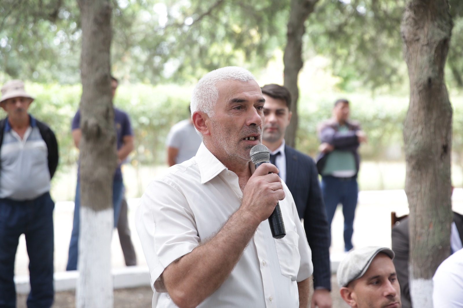 Xaçmazın Pirquluoba kəndində növbəti səyyar qəbul keçirilib (FOTO)