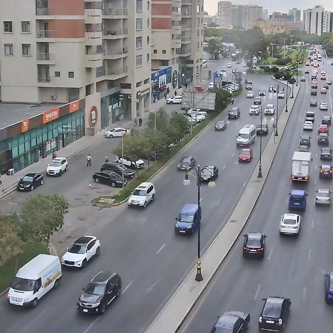Sürücülərin NƏZƏRİNƏ: bu yollarda tıxac var (FOTO)