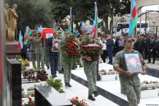 Şəhid Mübariz Məmmədovun nəşinin qalıqları dəfn edildi (FOTO)