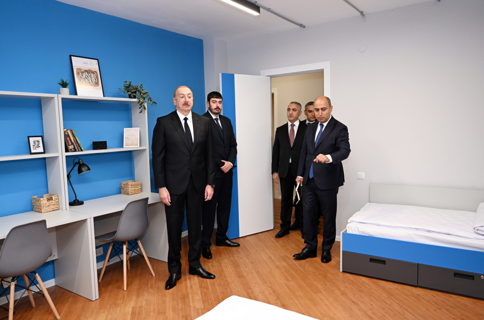 Prezident İlham Əliyev Xankəndidə Qarabağ Universitetinin tələbə yataqxanasının təmirdən sonra açılışında iştirak edib (FOTO) (YENİLƏNİB)