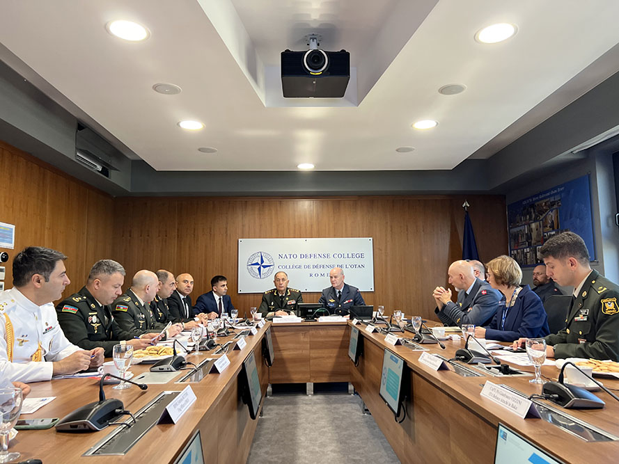 Azərbaycan-İtaliya arasında hərbi təhsil sahəsində qarşılıqlı əməkdaşlıq imkanları müzakirə olunub (FOTO)